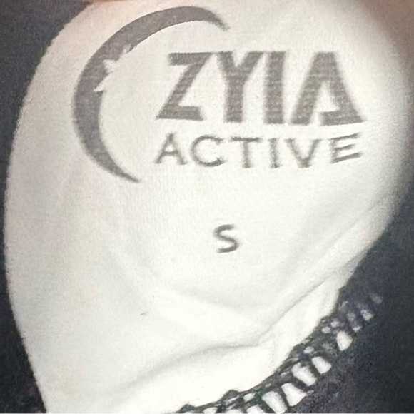 ZYIA Black Mesh Sports Bra size small - Picture 3 of 3